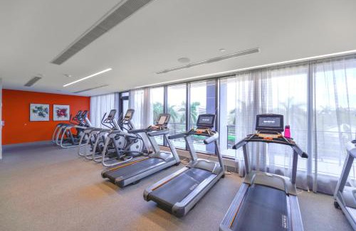 Doral Apartment | Modern Hotel with Pool & Gym in Prime Doral Location
