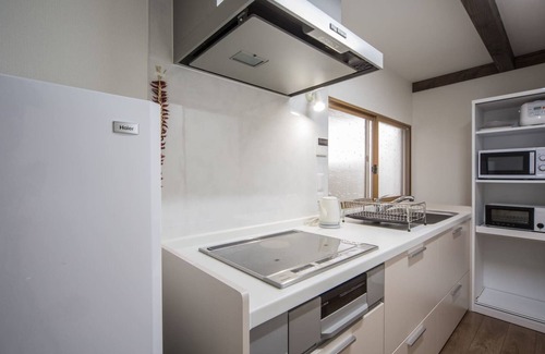 Higashiyama Apartment | Modern House Close To Kamo River No.1 with Floor Heat