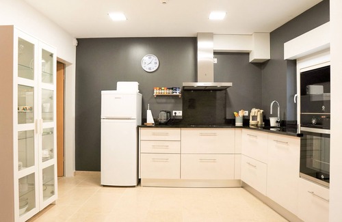 Vale Furado House | Modern house with ocean view, pool and 5 walk min from de beach