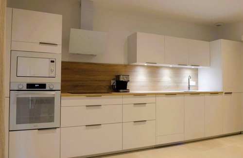 Lacanau House | Modern house with swimming pool, between lake and forest