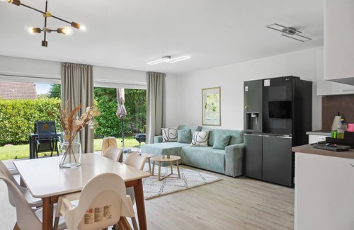 Westerdeichstrich Apartment | Modern KüstenHygge 2 with garden & parking space