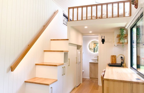 Kiama Apartment | Modern Kiama Tiny House - A Unique Coastal Escape