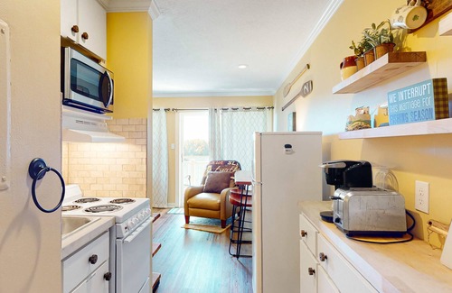 North Shore Condo | Modern lake-view condo with pool, children's pool, boat trailer storage & launch