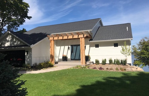 Whitehall House | Modern lakefront 5 bedroom, 4.5 bath home with dock, plunge pool