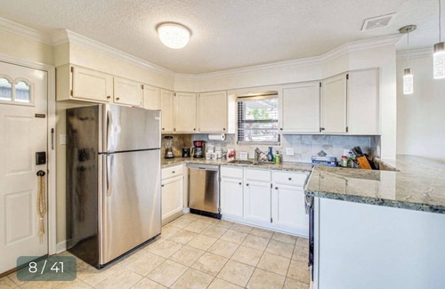 Lake Hamilton House | Modern Lakefront Propertyn