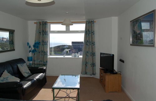 Trearddur Bay Apartment | Modern Large Apartment, Spectacular Sea Views.