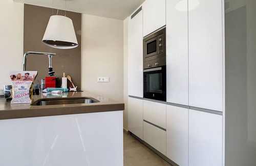 Mar de Cristal Apartment | Modern, large terrace, pool and BBQ