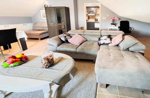 Rummen Apartment | Modern Loft with 2 bedrooms in Rummen