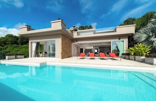 Choeng Mon Villa | Modern luxury villa 270° seaview and infinity pool
