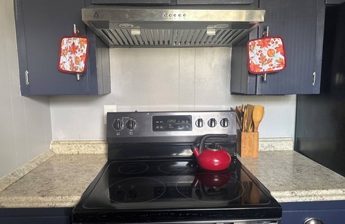 Copperas Cove House | Modern Lux Clean 3BR 2BA Near Ft. Cavazos—King Bed, Massage Chair, Pet-Friendly