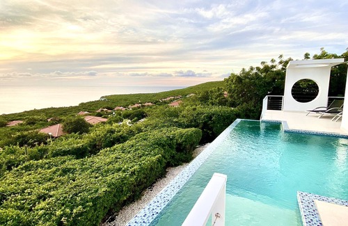 St. Marie Villa | Modern Luxury Villa on edge of cliff with SPECTACULAR VIEWS of Azure Sea