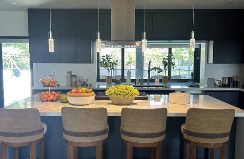 Palmetto Bay House | Modern Luxury Oasis 4BR Sleeps 8 Heated Pool Near Ocean & Keys