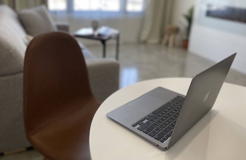 Lloydminster Condo | Modern Luxury Suite in Downtown Lloydminster. 2 min from Golf Course!