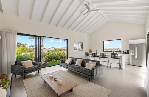 Willemstad Villa | Modern Luxury Villa Casa Jan Sofat 57
