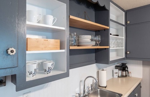 Rapid City House | Modern meets cozy - minutes from downtown.