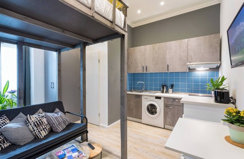 Charlottenburg Apartment | Modern Micro Flat - 100 m from Metro U7