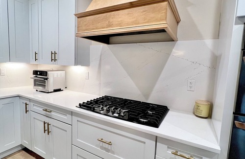 Fullerton House | Modern Minimalist Monthly Rental Near Disneyland