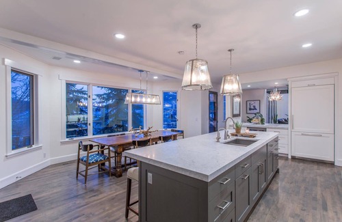 Mahogany Hills House | Modern Mountain Masterpiece