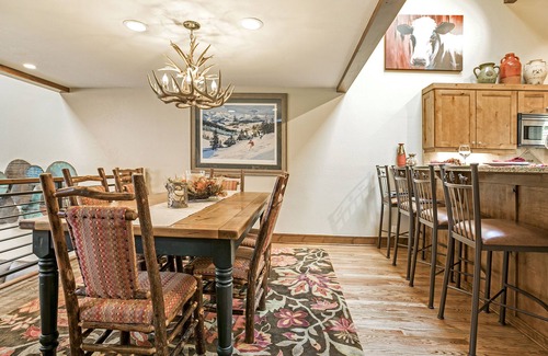Avon House | Modern Mountain Sanctuary in the Very Exclusive Beaver Creek Resort