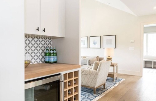 Nantucket House | Modern Polpis Oasis! Private pool with yard and spacious bedrooms.
