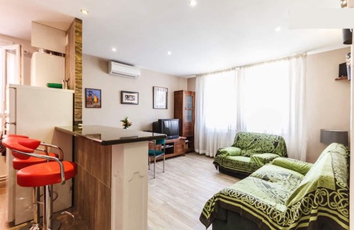 Les Platanes Apartment | Modern, quiet air-conditioning, center, congress/exhibition center