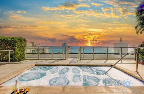 Hollywood Apartment | Modern Resort - Terrace - Up To 6 - Near Beach
