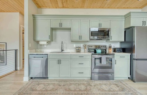 Lakeside House | Modern Retreat with Game Room and Lake Views