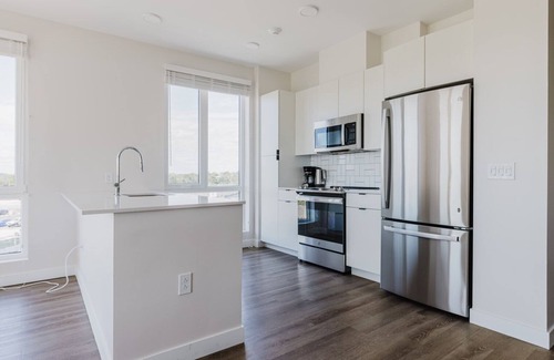 Revere Apartment | Modern Revere 2BR w/Spa, W/D, Swimming Pool & Gym, by Blueground