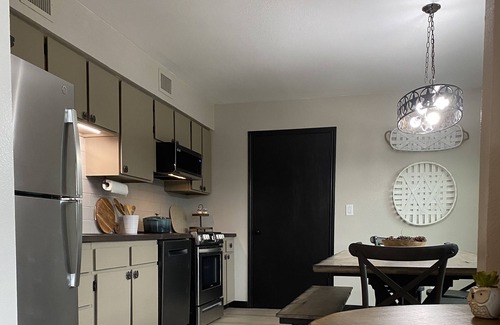 Rio Frio House | Modern River House in Texas Hill Country at the Frio River, sleeps 12!