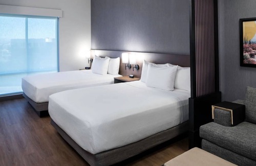 Tempe Hotel | Modern Rooms Perfect for ASU Visitors, Just Steps Away! - 4 Units