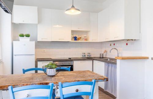 Livorno Apartment | Modern Sea View Apartment with Balcony