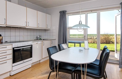 Emmerlev House | Modern Seaside Retreat - By Traum Ferienwohnungen