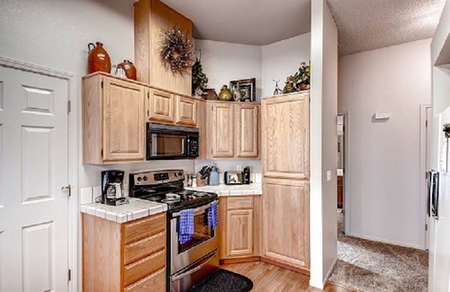 Plumas Eureka Estates House | Modern, Serene and Beautiful 2 bedroom home, with amazing deck. - 271 Tamarack