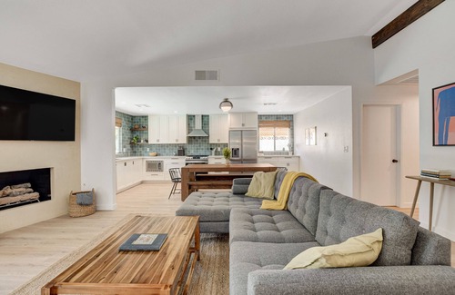 Paradise Villa | Modern & Serene Spanish Style Home w/Beautiful Pool, AC, and Amenities