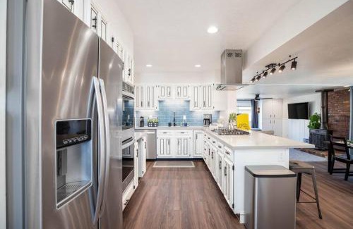 Rose Park House | Modern SLC Home Only Mins Downtown & Airport