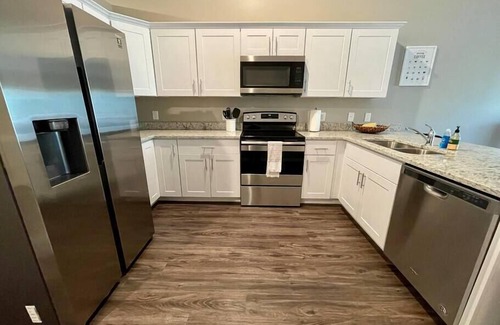 West Omaha House | Modern & Sleek family home in West Omaha 🏡