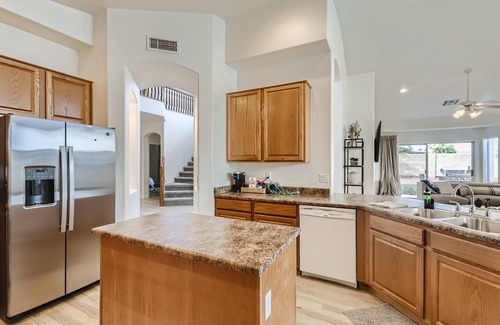 Arrowhead Shores House | Modern Spacious Desert Getaway w/Hot Tub & Game Room