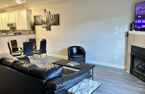 Fayetteville House | Modern & Spacious in the Heart of Fayetteville: Extended Stays Welcome