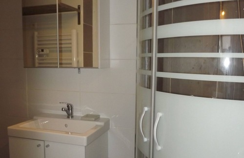 Le Bourg-d'Oisans Apartment | Modern studio in the centre of Bourg d'Oisans