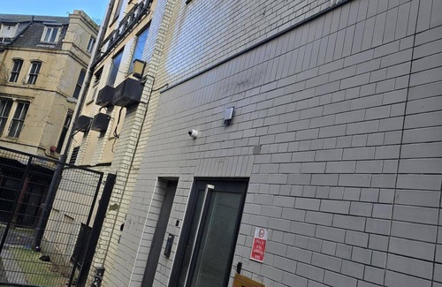 Liverpool City Centre Apartment | Modern studio apartment right in the city centre!
