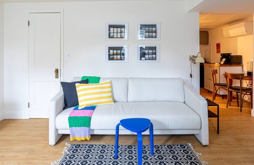 Kingston Apartment | Modern Studio in Downtown Kingston