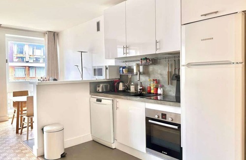 Val-de-Grace Apartment | Modern studio Jardin du Luxembourg Henri Barbusse