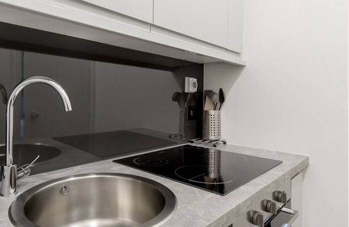 Old Town Apartment | Modern Studio next to Edinburgh Castle