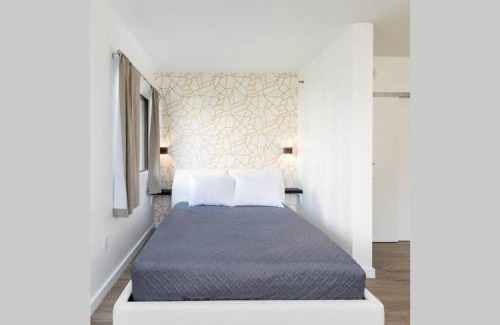 Southwest Orlando Apartment | Modern Studio on I-Drive: parking + pool included