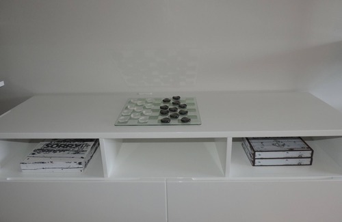 Dune Allen Beach Apartment | Modern Studio Apartment., Sleeps 4, Steps to the Beach!