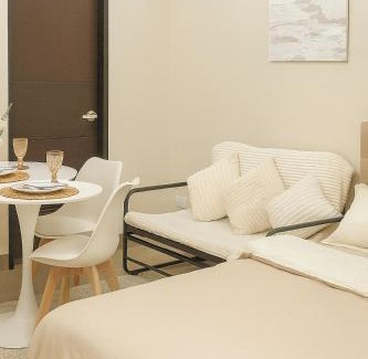 Bacolor Apartment | Modern Studio with City View at Capital Town