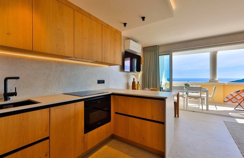 Cap Esterel Apartment | Modern stylish flat with sea view for four persons in Cap Esterel