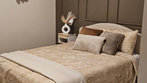 Southeast Calgary Apartment | Modern Suite - Separate Entry - Self Check-In