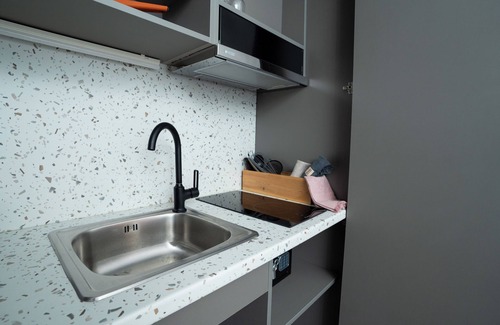 Tripoli Apartment | Modern & Sunny apartment with Garden View in the heart of the city center NYX 1