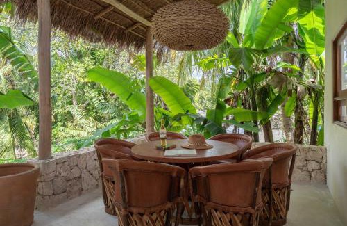 Bacalar Villa | Modern Tropical Villa in Bacalar